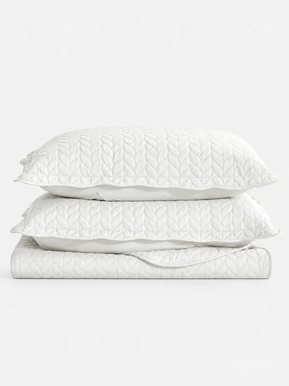 Lightweight Quilted Coverlet Bedspread Set