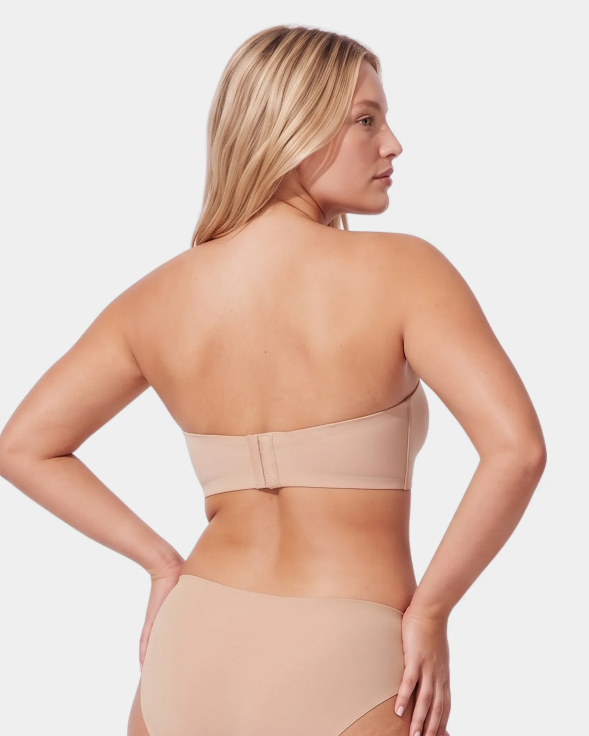 Molded Underwire Strapless Bandeau Bra