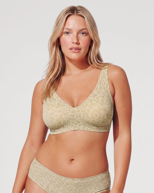Seamless Wireless Plunge Push-Up Jelly Bra