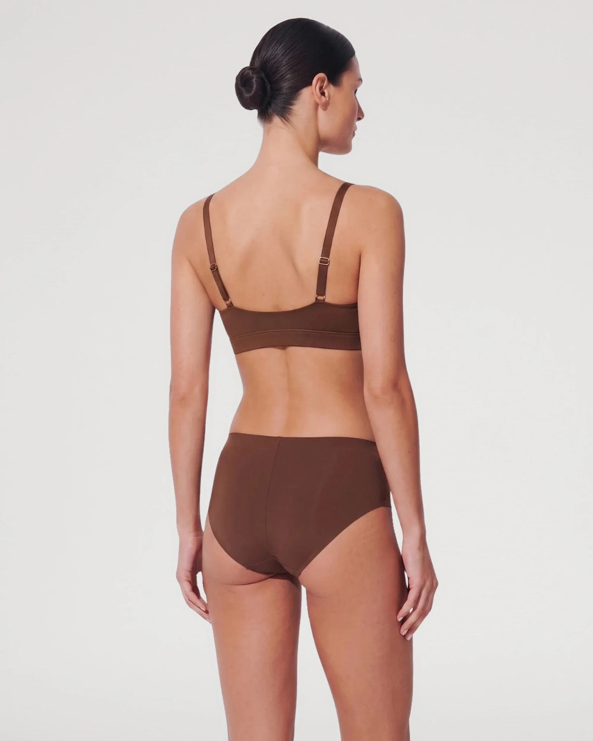 Everyday Wireless Plunge Bralette - Padded