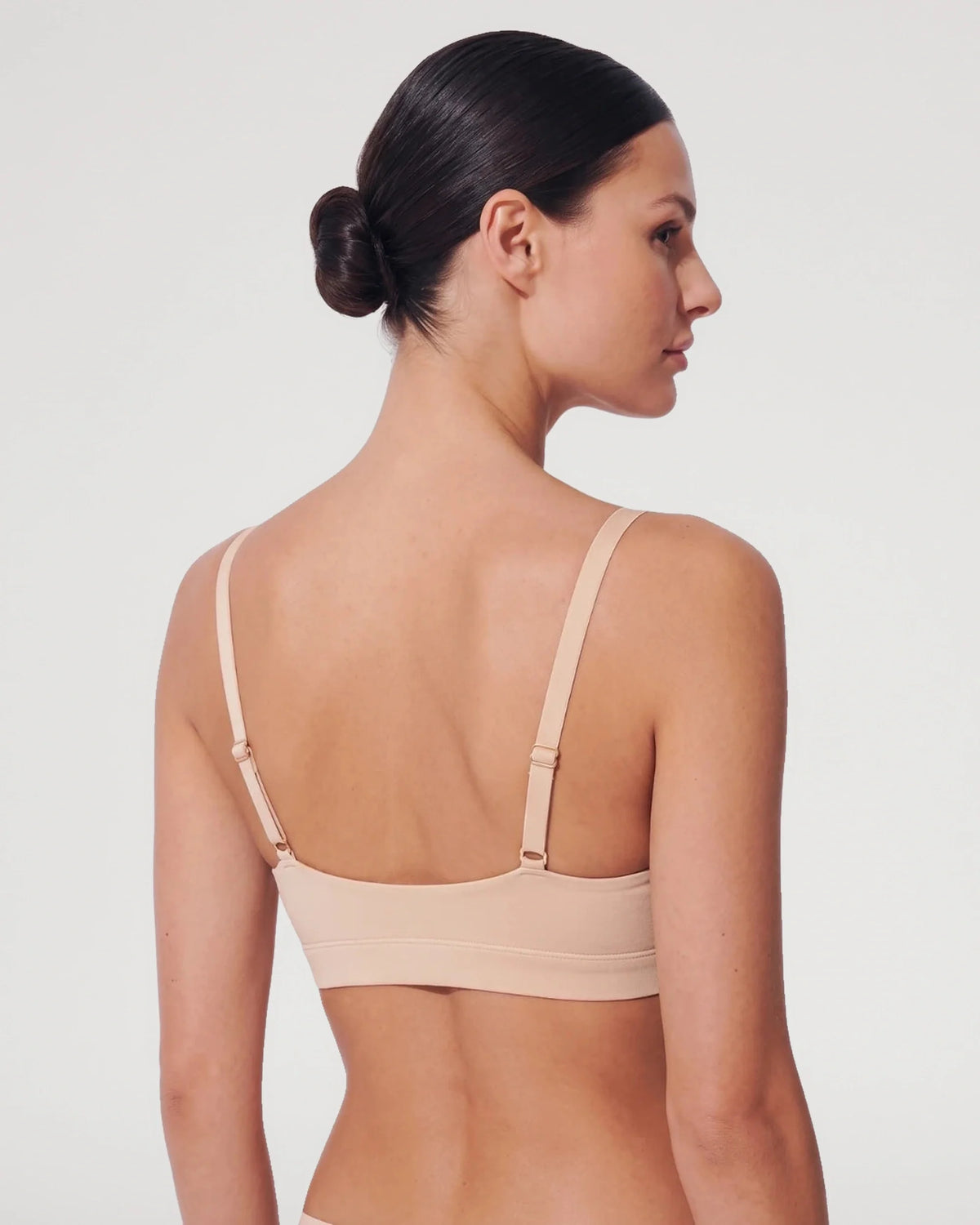 Everyday Wireless Plunge Bralette - Padded
